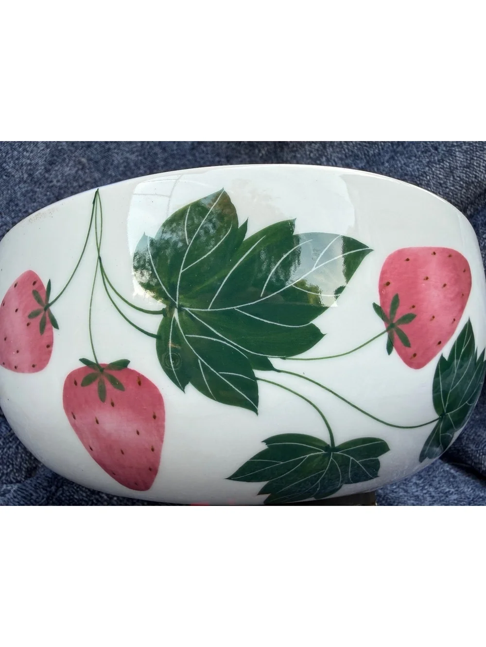 Dansk International Designs Ltd Ceramic Salad Bowl with Strawberry and Leaf Motf